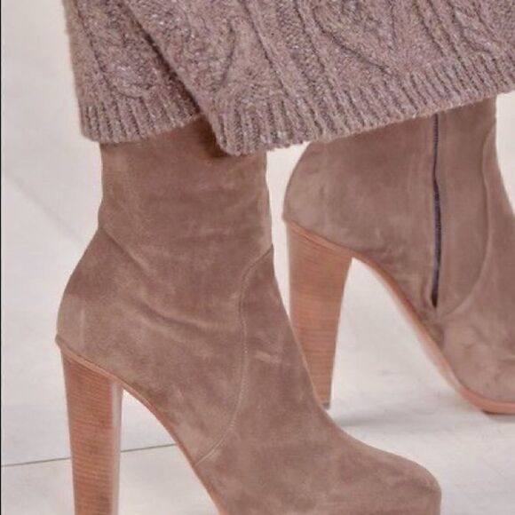 Ralph Lauren Fall 2015 Runway Collection Lamb Suede & Crushed Velvet Blouse - Picture 13 of 16